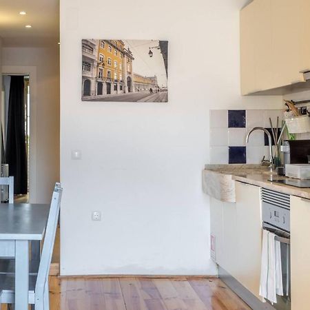 Charming Apartments In The Heart Of Lisbon Exterior photo