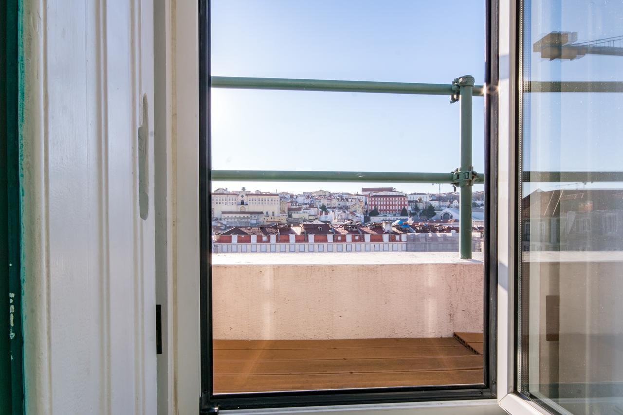 Charming Apartments In The Heart Of Lisbon Exterior photo
