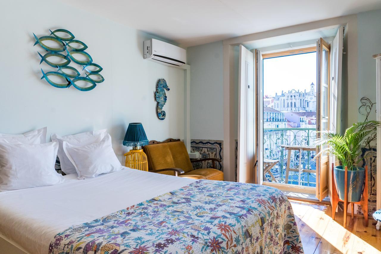 Charming Apartments In The Heart Of Lisbon Exterior photo