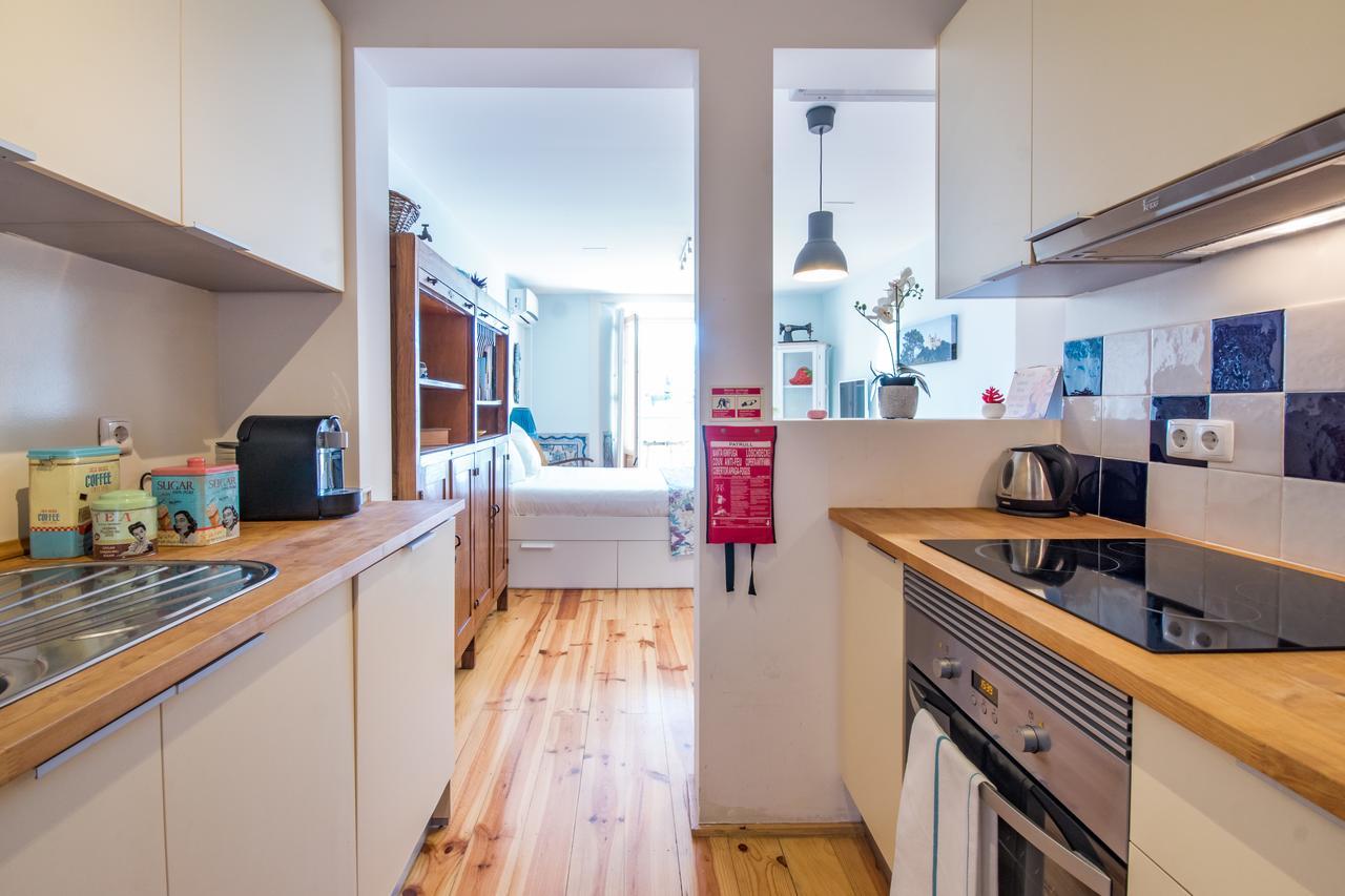 Charming Apartments In The Heart Of Lisbon Exterior photo