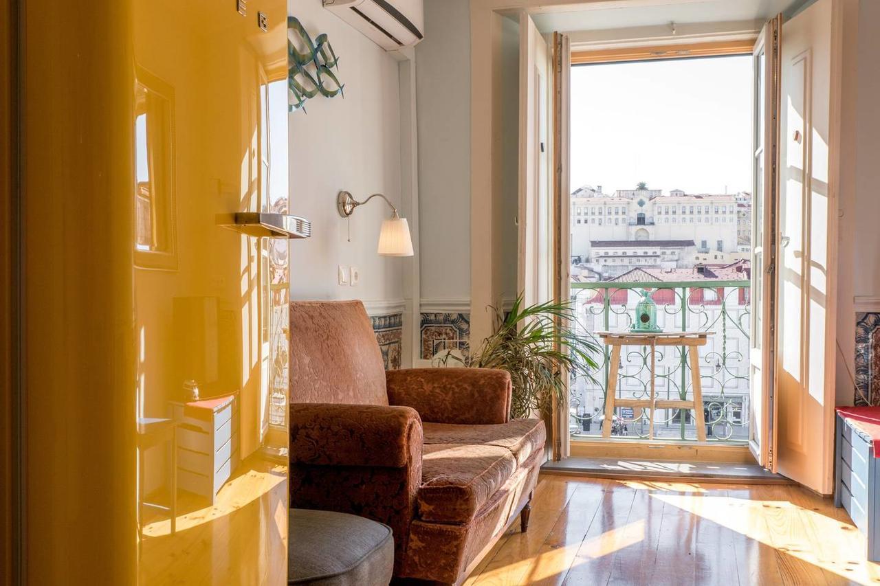 Charming Apartments In The Heart Of Lisbon Exterior photo