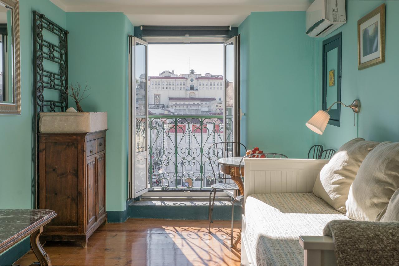 Charming Apartments In The Heart Of Lisbon Exterior photo