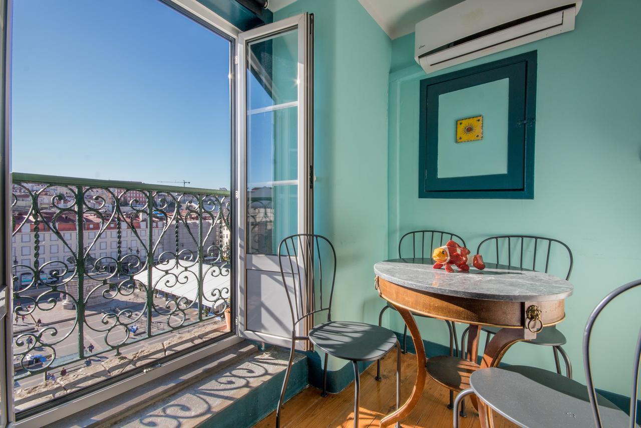 Charming Apartments In The Heart Of Lisbon Exterior photo